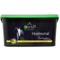 mieszanka-ziolowa-hormonalna-dla-klaczy-lincoln-hormonal