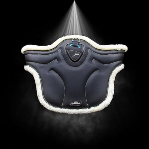 Popręg z fartuchem eQuick "Essentials "Essentials Jumping Stud Fluffy"