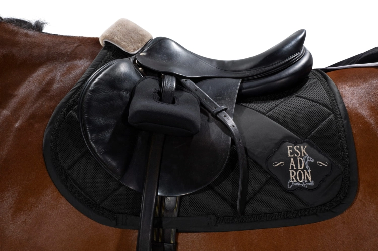 Pokrowce na strzemiona Eskadron Basic Neoprene