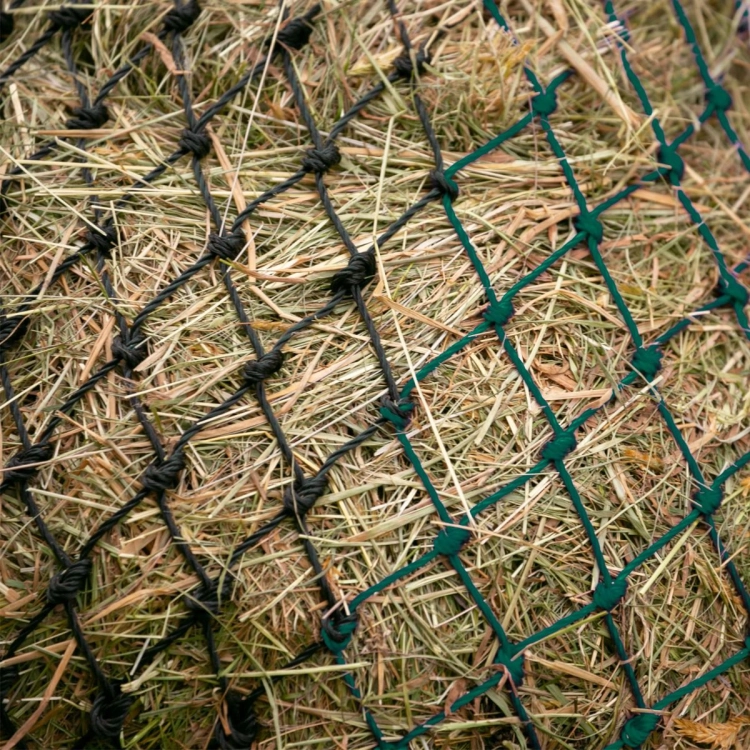 lovequestrian-siatka-na-siano-my-haynet-black-and-forest-green