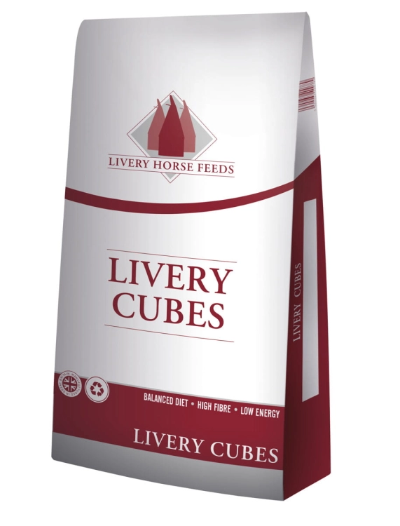 saracen-granulat-dla-koni-lekko-pracujacych-livery-cubes-20kg