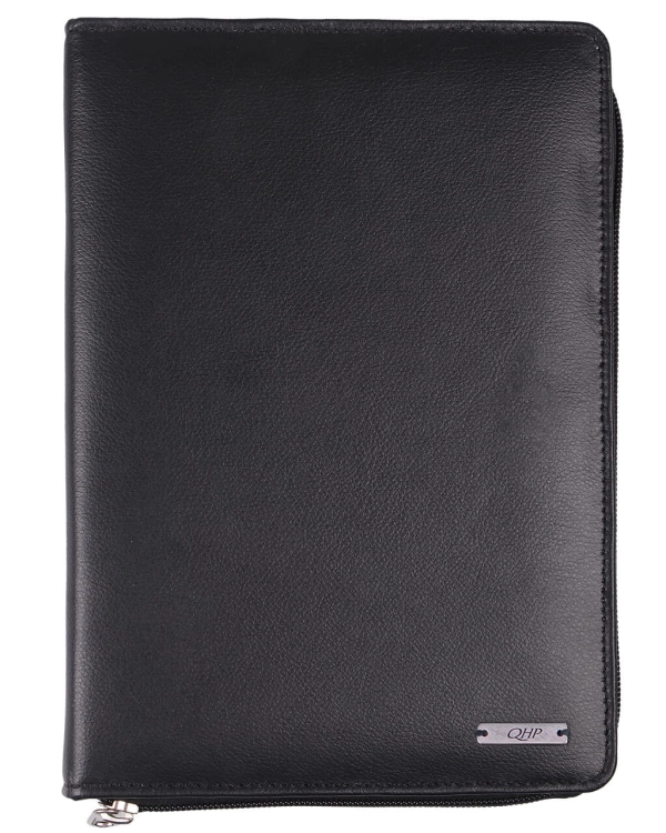 etui-na-paszport-konia-qhp