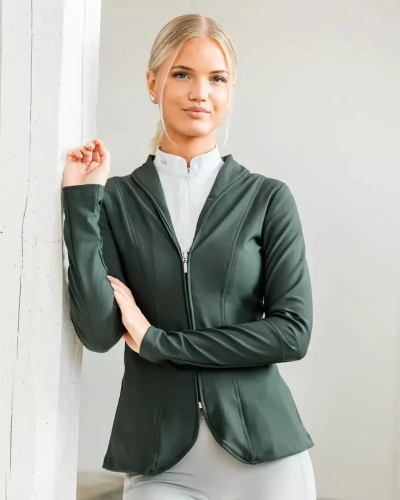 frak-damski-fager-rebecca