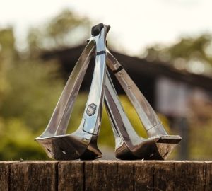 Strzemiona Samshield "Shield'Rup" brushed aluminium