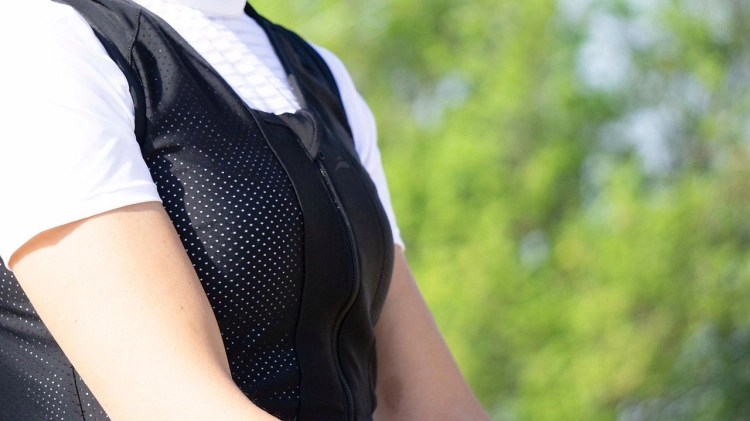 eQuick-kamzielka-ochronna-Back-Protector-CB