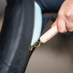 Pomoc do zapinania zamków Kavalkade "Zip Aid"