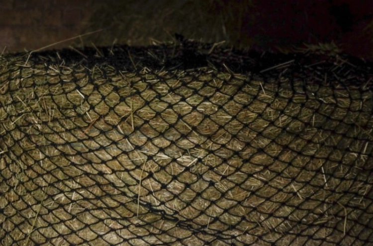 siatka-na-siano-hippotonic-round-bale