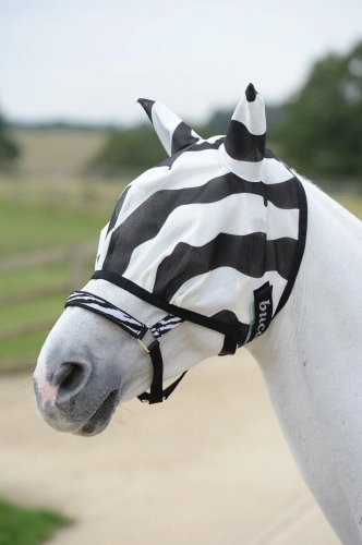 bucas-Buzz-Off-Zebra-Fly-Mask maska dla koni przeciwko owadom.jpg