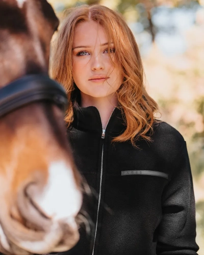 bluza-polarowa-fager-astrid-black3.webp