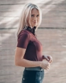 koszulka-fager-emma-short-sleeve-burgundy2.webp