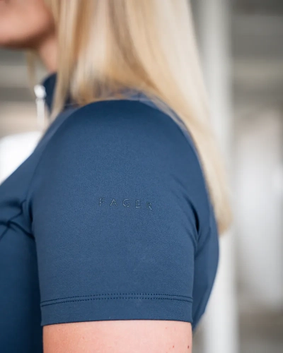 koszulka-fager-emma-short-sleeve-navy3.webp