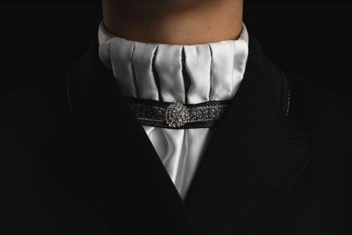 plastron-anky-pleated-crown