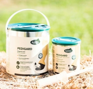 Smar do kopyt czarny Ravene "Pedigard" 750ml