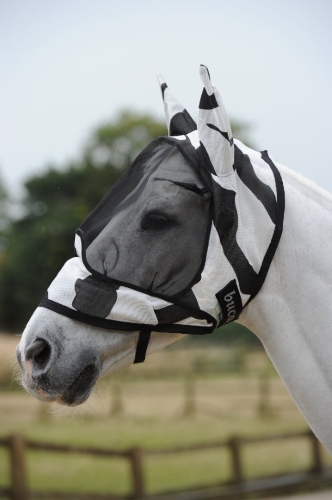 Bucas-Buzz-Off-Deluxe-Zebra-maska-dla-koni-przeciw-owadom.jpg