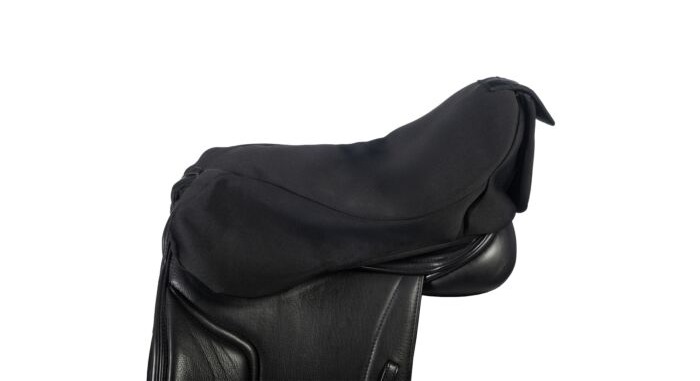 Nakladka-na-siodlo-ujezdzeniowe-z-funkcja-grzania-HKM-Dressage-Style