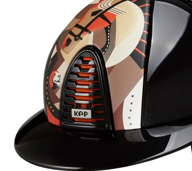 Kask-KEP-Cromo-2.0-Polish-Pegasus-Collection-black-03