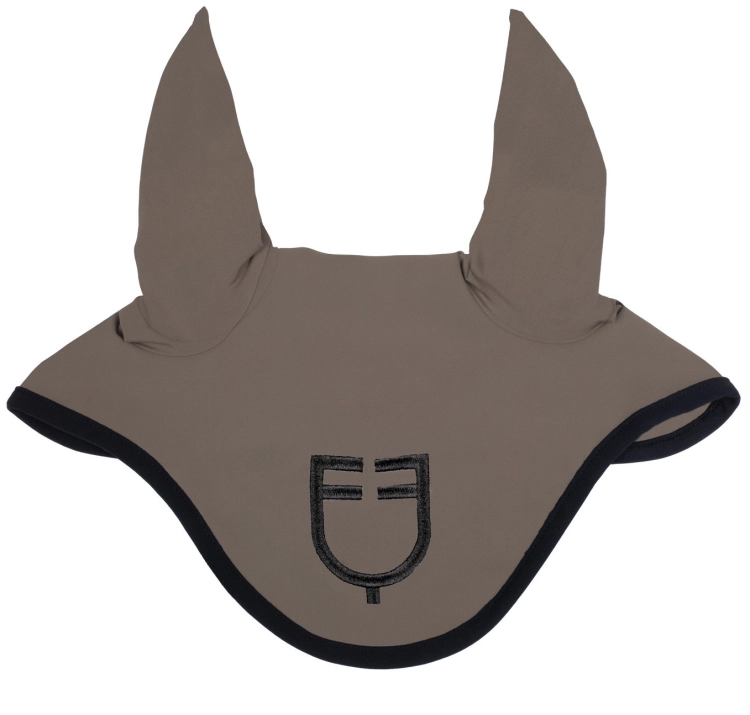 Nauszniki-EQUESTRO-Black-Line-Edition-walnut-1.jpg