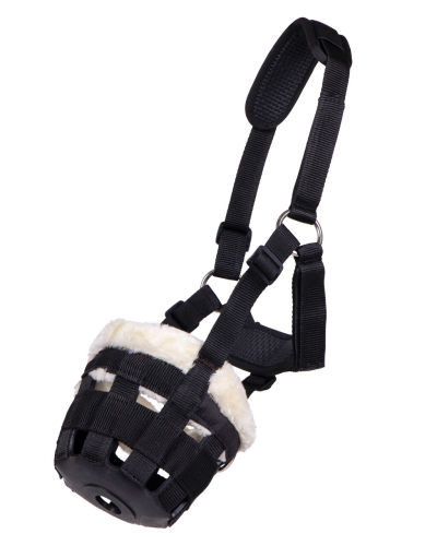 Kaganiec-QHP-Grazemuzzle-with-fur