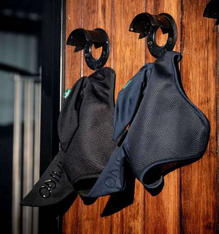 Nauszniki-HORSEWARE-AMIGO-black-4
