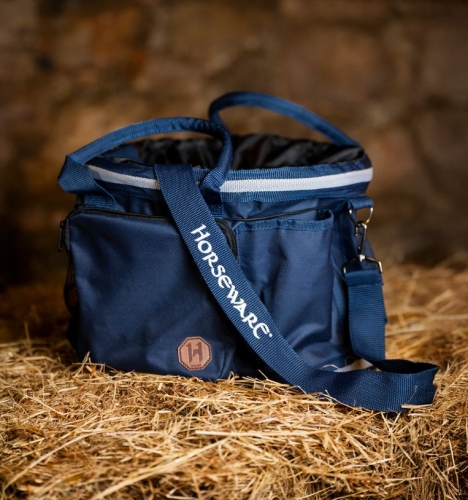 Torba-na-szczotki-HORSEWARE-Newmarket-navy-01