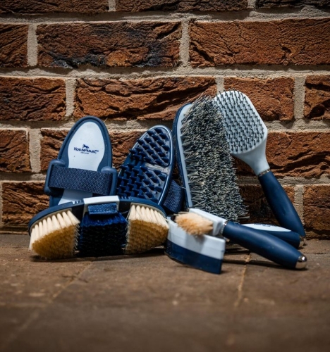 Zestaw szczotek do pielęgnacji HORSEWARE Newmarket navy