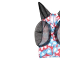 Maska-przeciw-owadom-Pro-Tech-Mask-with-ear-reaction-05