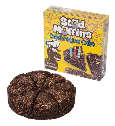 Tort-dla-konia-STUD-MUFFINS-Celebration-Cake-600g-01