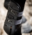 Ochraniacze-skokowe-przednie-HORSEWARE-Classic-Tendon-Boots-04