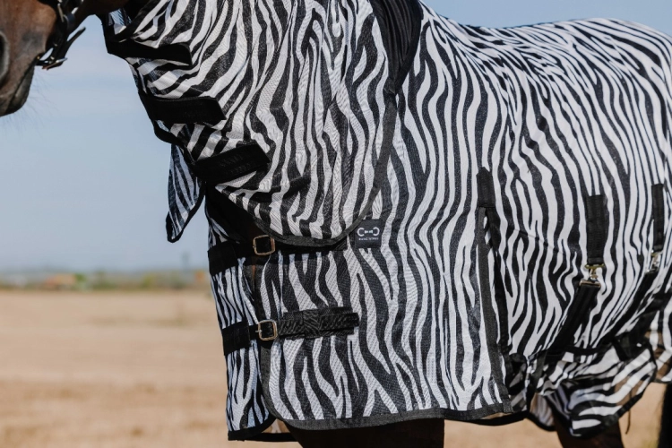 Derka-siatkowa-z-kapturem-RIDING-WORLD-Belly-Mesh-Combo-zebra-05
