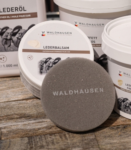 Gabka-WALDHAUSEN-Round-soft-grooming -sponge-02
