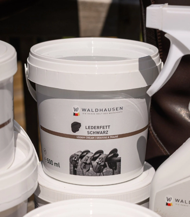 Smar-do-skor-WALDHAUSEN-Leather -Grease-Black-500ml-02
