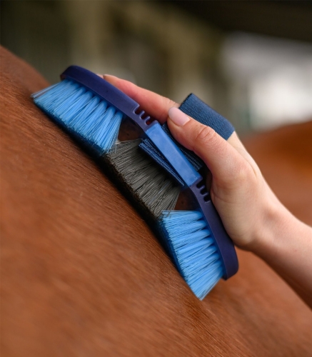Szczotka-do-siersci-WALDHAUSEN-Flex-azure-blue-02
