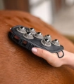 Szczotka-do-masazu-WALDHAUSEN-Massaging-Grooming-Glove-black-mat-04