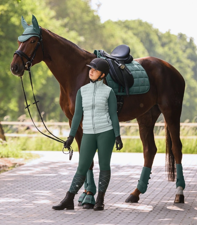 Ochraniacze-ujezdzeniowe-WALDHAUSEN-Air-Performance-pine-green-05