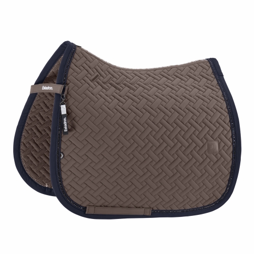 czaprak-eskadron-dynamic-pro-soft-crystal-powdertaupe-ujezdzeniowy.jpg