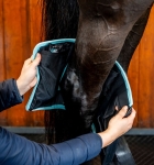 Ochraniacze-chlodzaco-wibrujace-na-staw-skokowy-konia-HORSEWARE-Ice-Vibe-Hock-Wraps-07