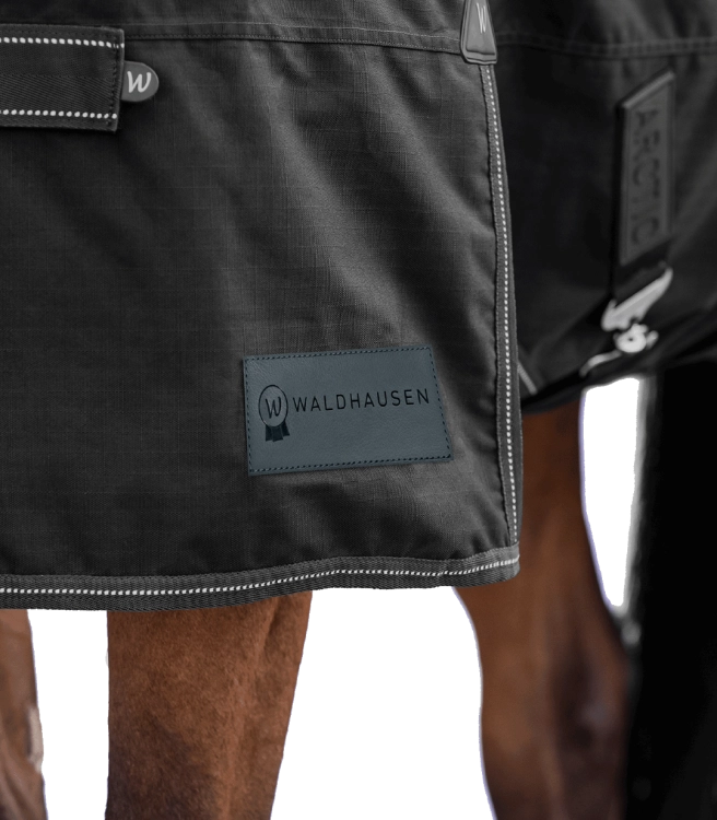 Derka-padokowa-WALDHAUSEN-Arctic-600D-50g-black-03