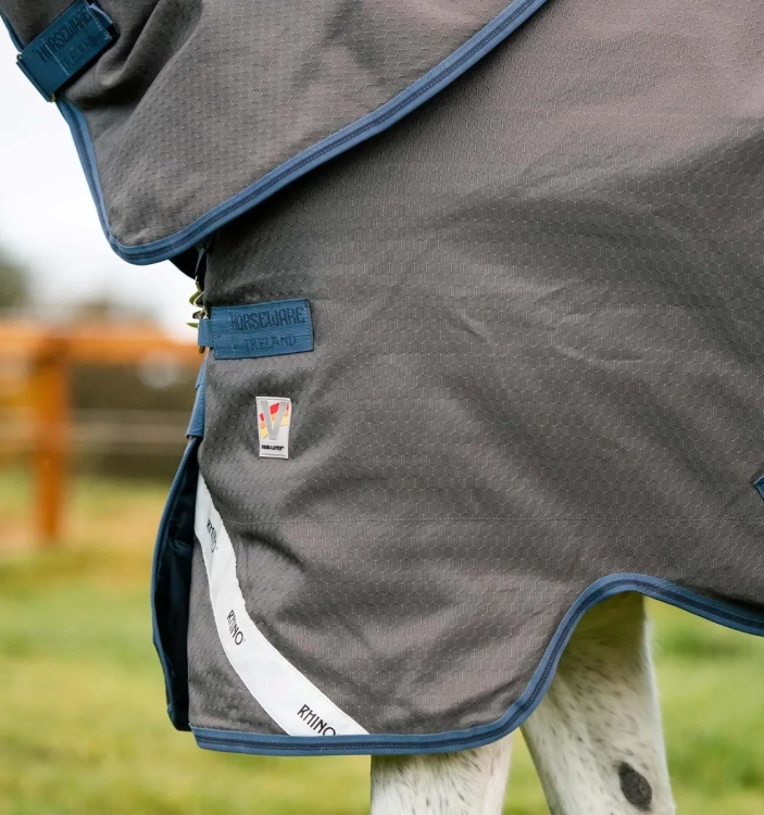 HORSEWARE Rhino Hexstop Plus 1000D 250g Derka padokowa z kapturem