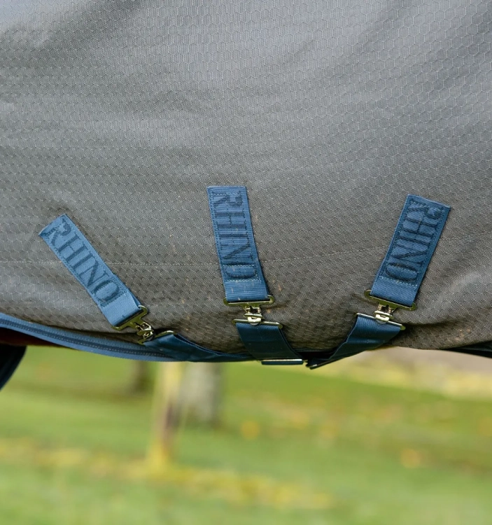HORSEWARE Rhino Hexstop Plus 1000D 250g Derka padokowa z kapturem