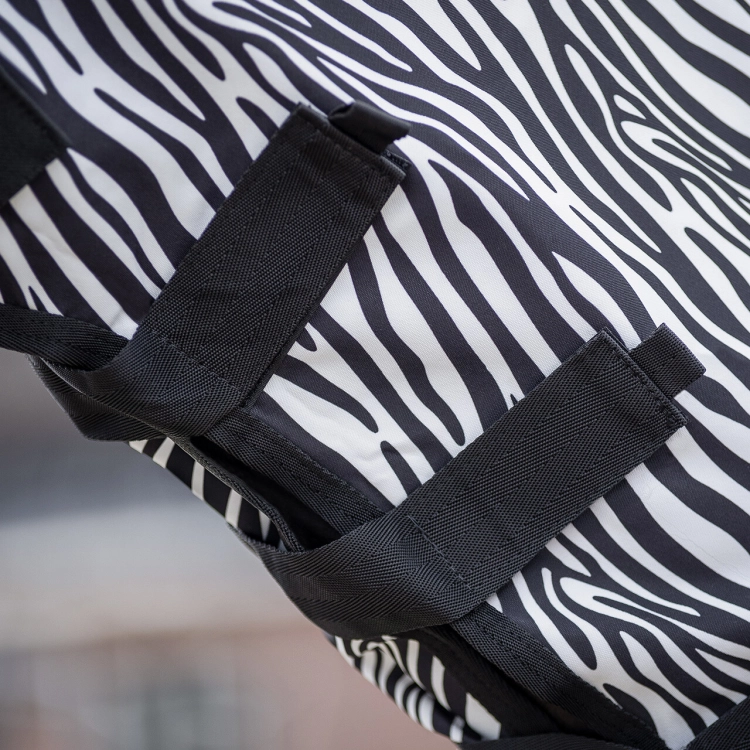 derka-egzemowa-z-kapturem-qhp-eczeemdeken-hoodie-zebra