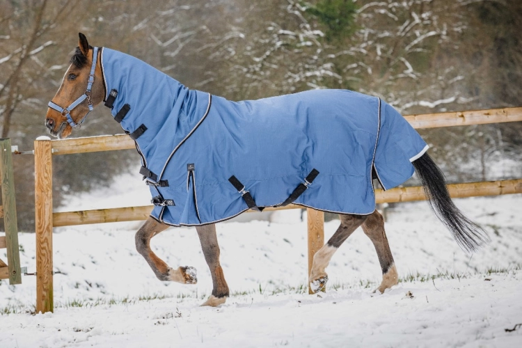 Derka-padokowa-z-kapturem-EquiTheme-Tyrex-Freedom-1200D-150g