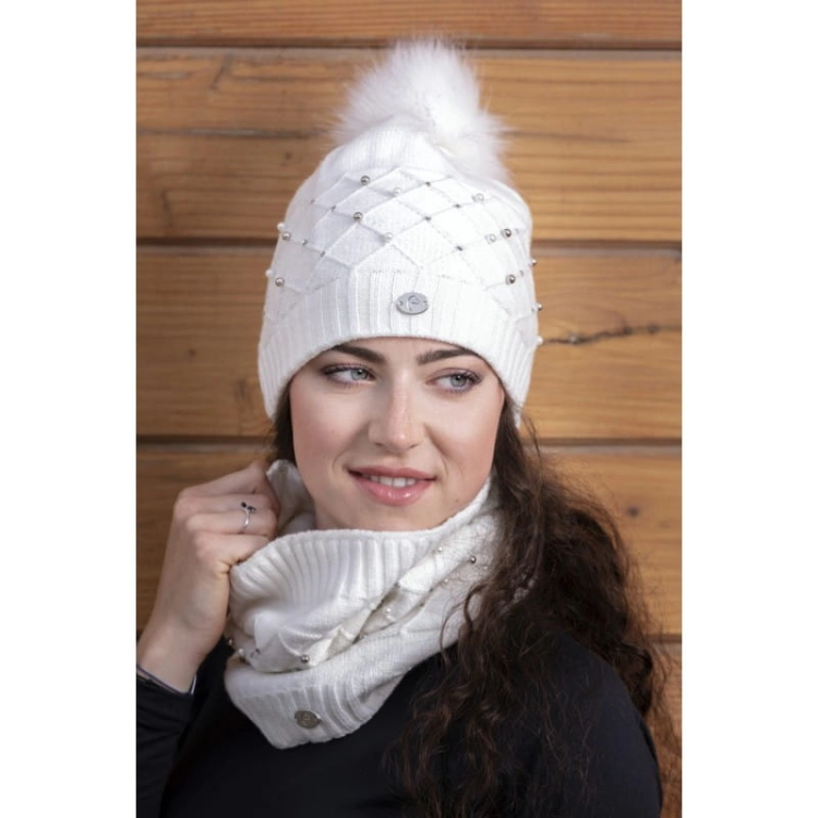 equitheme-beta-hat (1).jpg