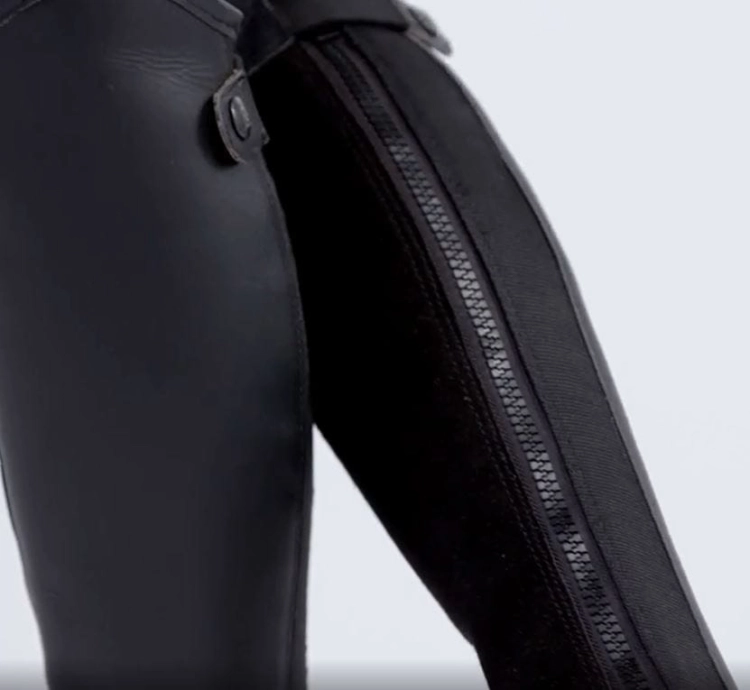 czapsy-horze-leather