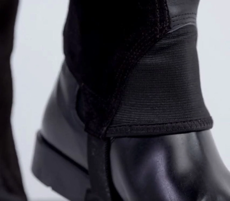 czapsy-horze-leather